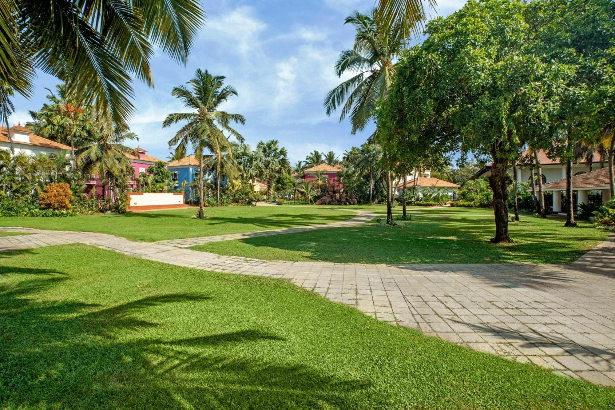 Radisson Blu Resort, Goa Cavelossim Exterior foto